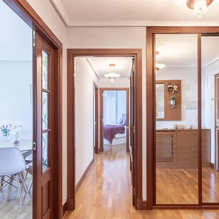 Confort Junto A La Ría De Apartamento Barakaldo