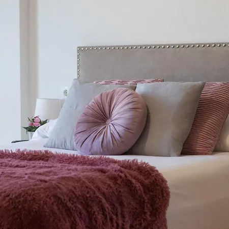 Confort Junto A La Ria De *